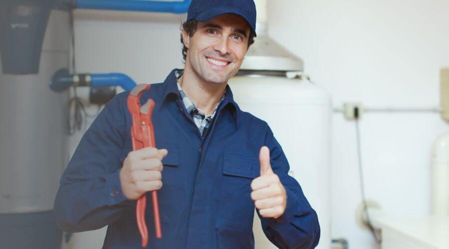 Expert burst pipe repair services in Ovalo, TX